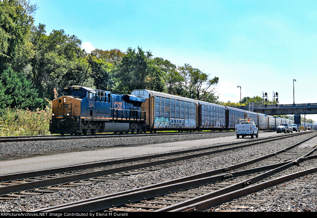 CSX 3222 on M-269